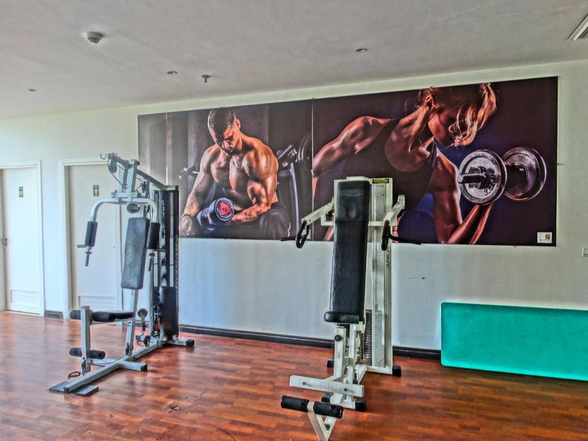 Farah Safi Hotel Luaran gambar