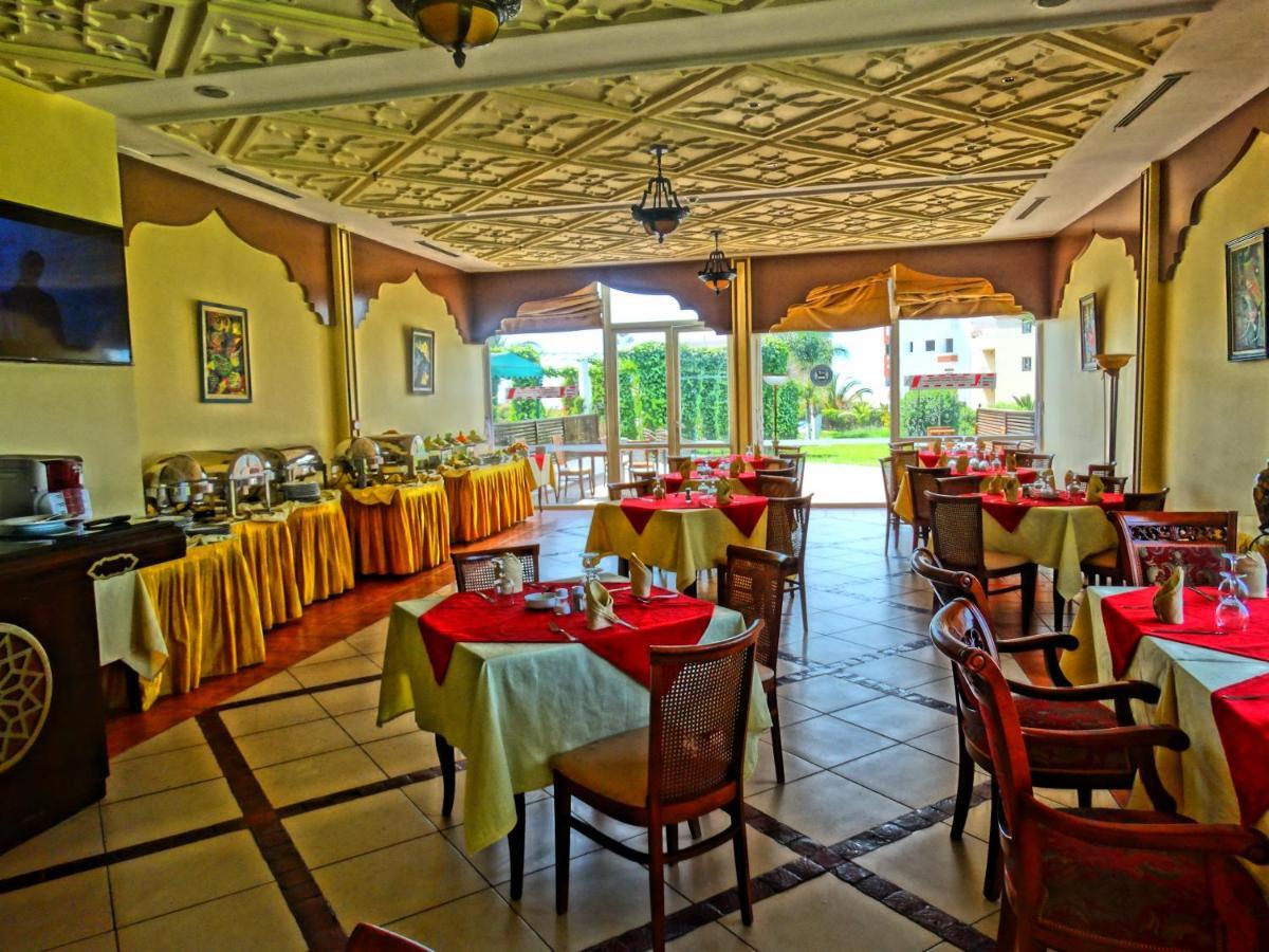 Farah Safi Hotel Luaran gambar