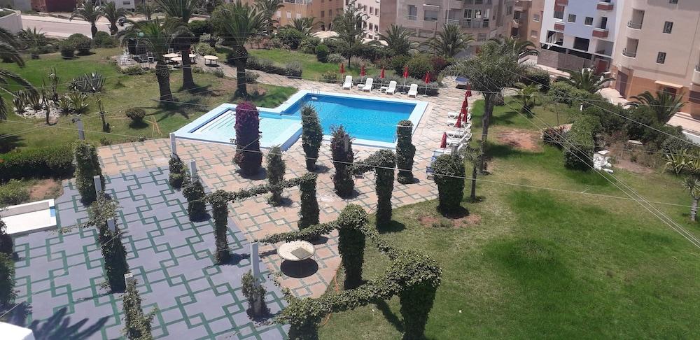 Farah Safi Hotel Luaran gambar
