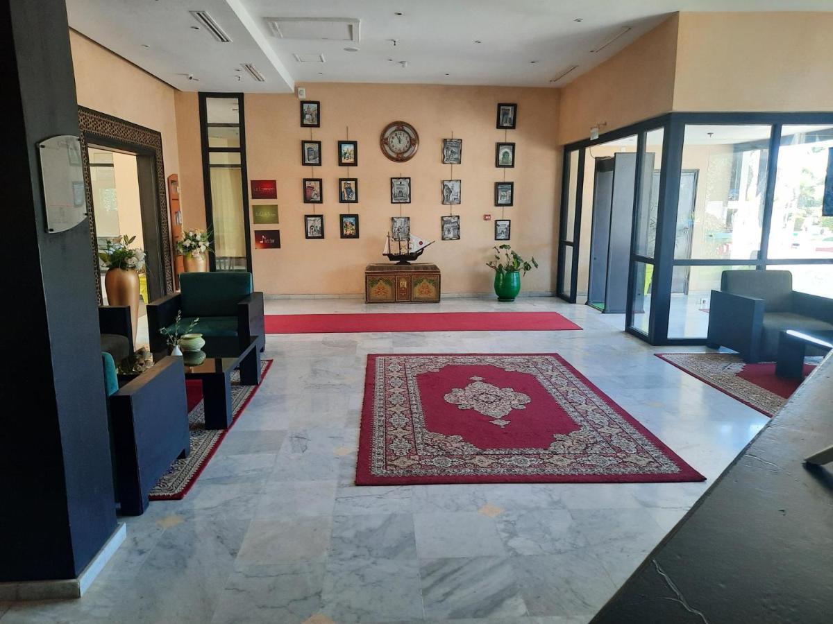 Farah Safi Hotel Luaran gambar