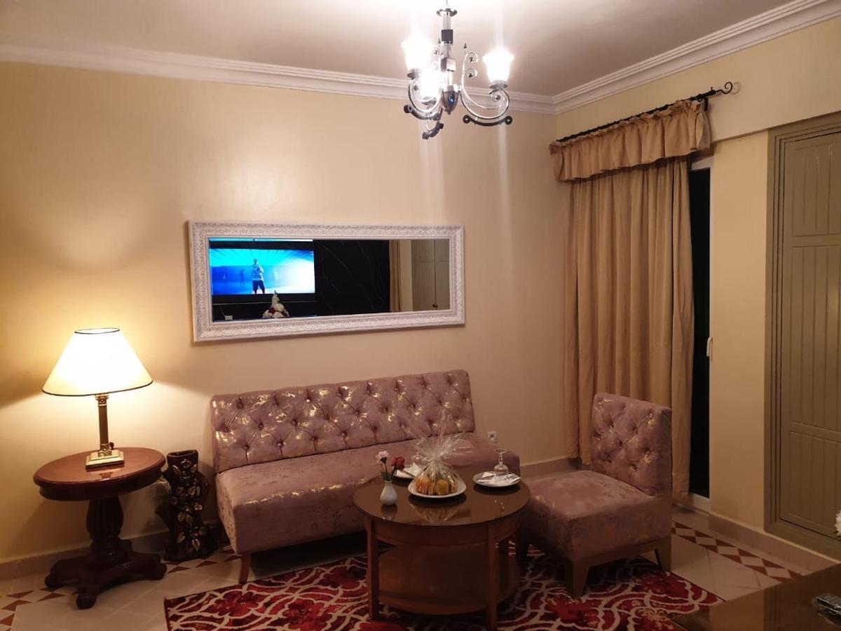 Farah Safi Hotel Luaran gambar
