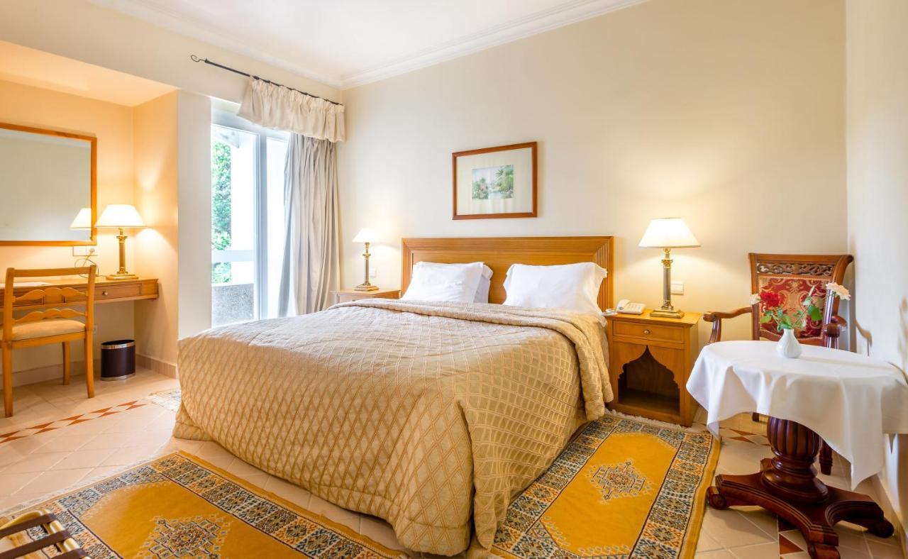 Farah Safi Hotel Luaran gambar
